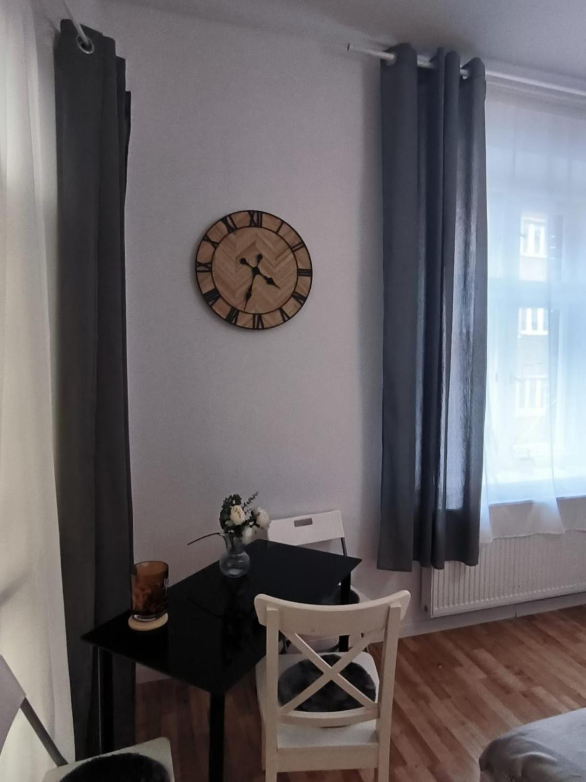 Apartamenty I Pokoje Damrota Hardbon Katowice Zewnętrze zdjęcie